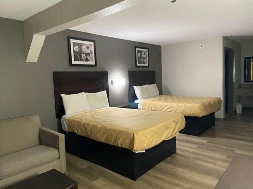 Speedway Inn & Suites Ґріффін Екстер'єр фото
